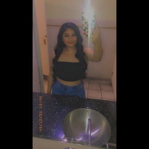 Meet your Posher, Alma